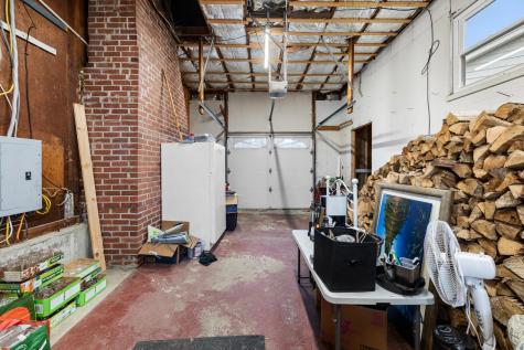 20 Thompson Road Veazie ME 04401