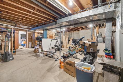 20 Thompson Road Veazie ME 04401