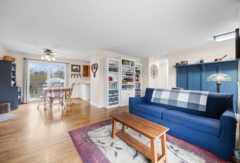 20 Thompson Road Veazie ME 04401