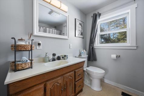 12 Irish Lane Winterport ME 04496