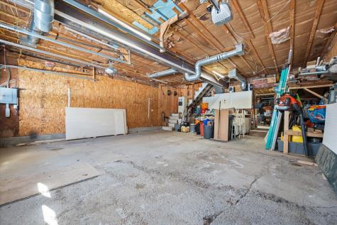 12 Irish Lane Winterport ME 04496