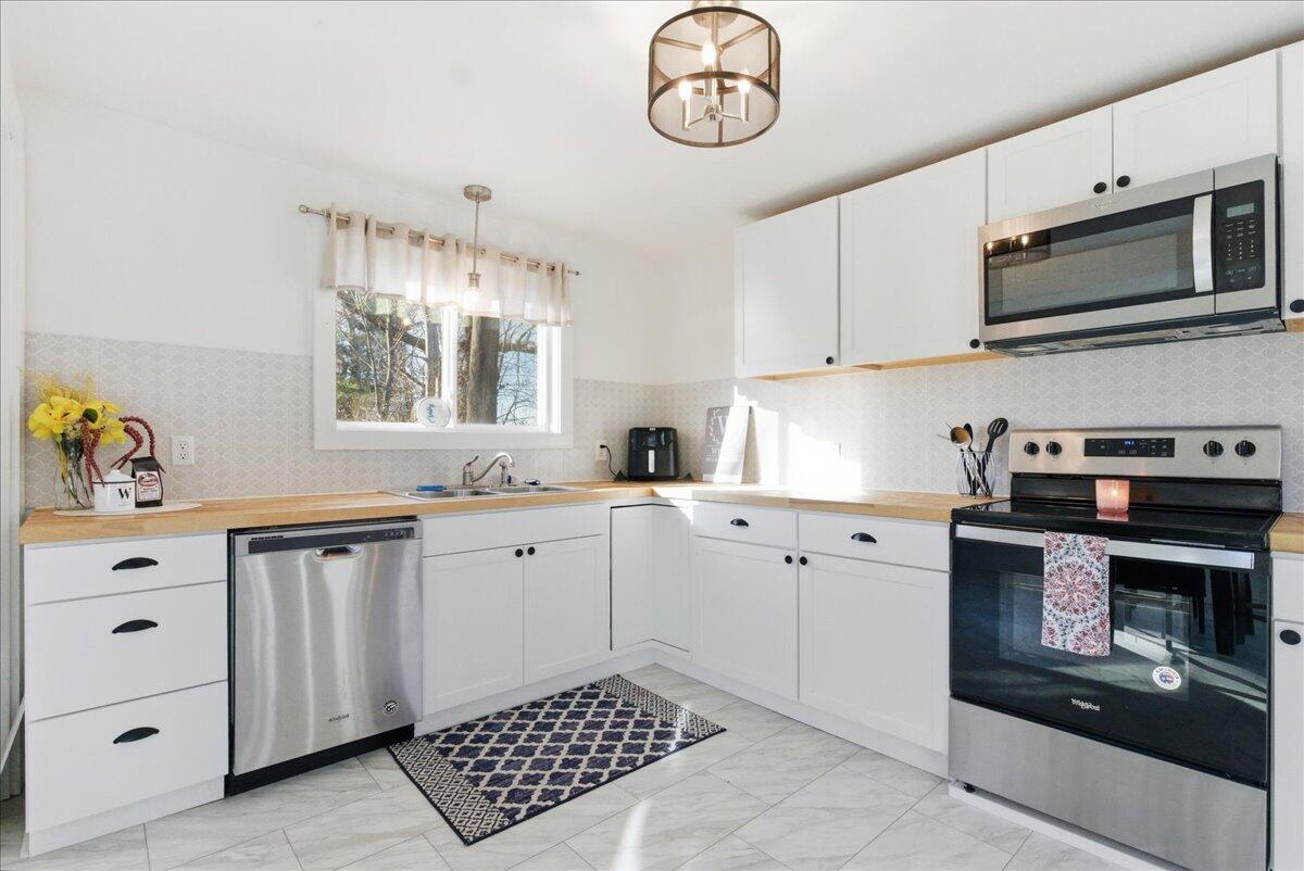 394 Highland Avenue Gardiner ME 04345