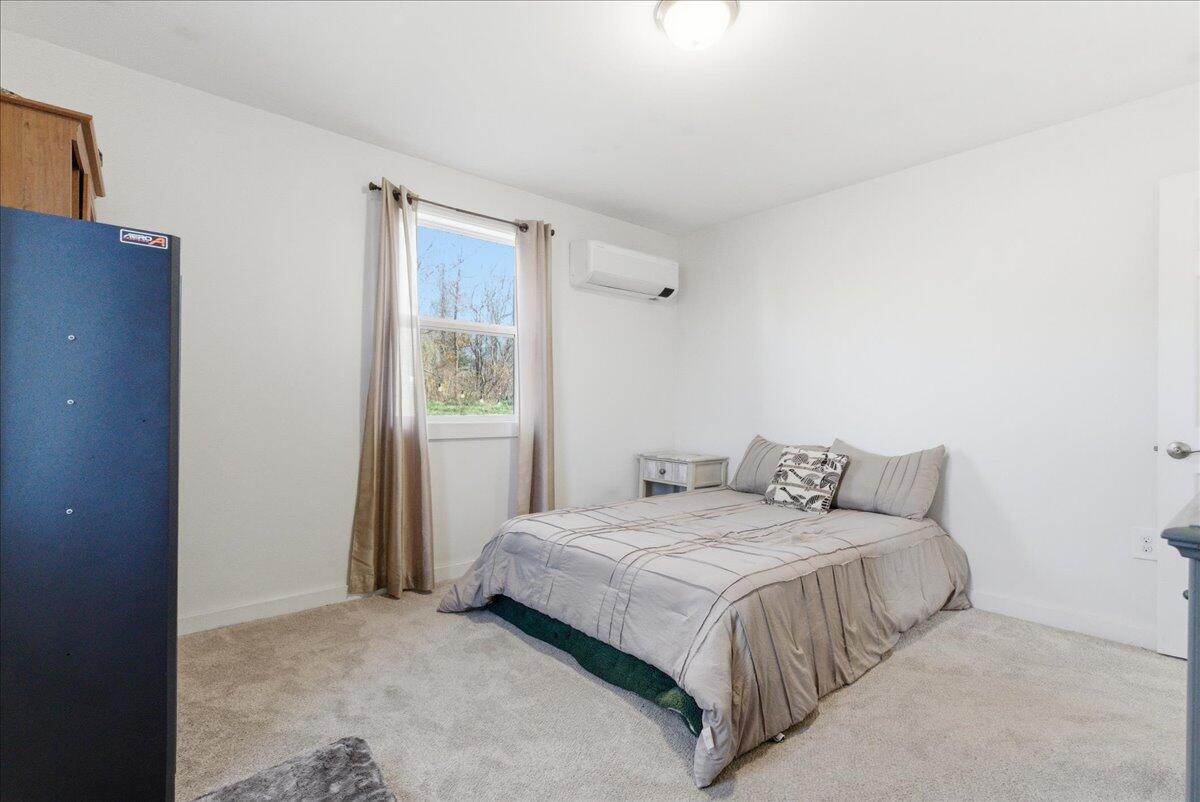 394 Highland Avenue Gardiner ME 04345