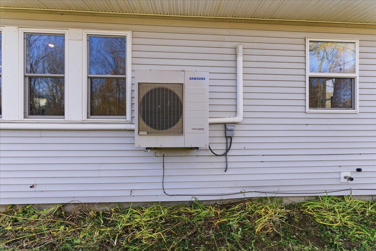 394 Highland Avenue Gardiner ME 04345