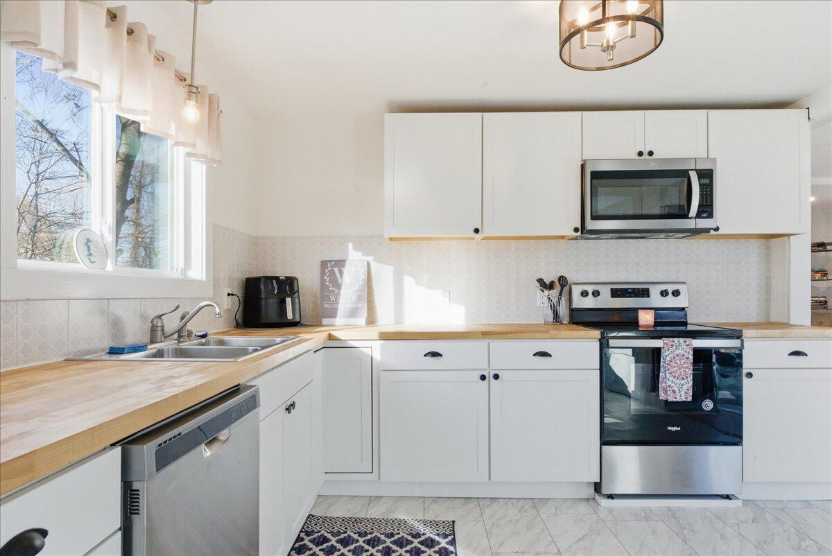 394 Highland Avenue Gardiner ME 04345