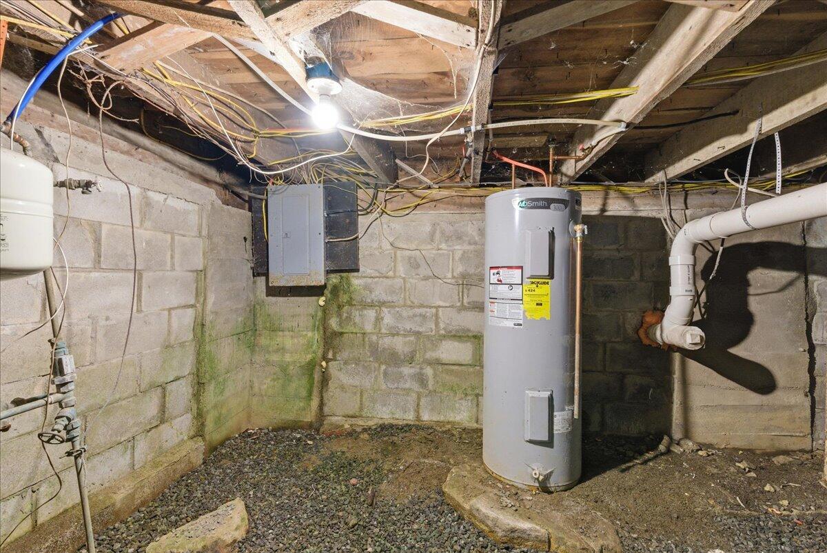 394 Highland Avenue Gardiner ME 04345