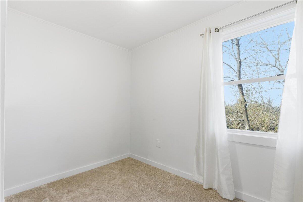 394 Highland Avenue Gardiner ME 04345