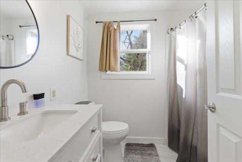 394 Highland Avenue Gardiner ME 04345