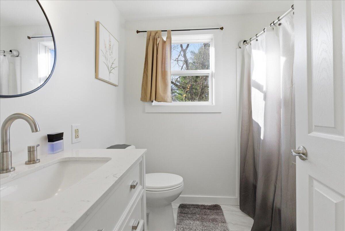 394 Highland Avenue Gardiner ME 04345