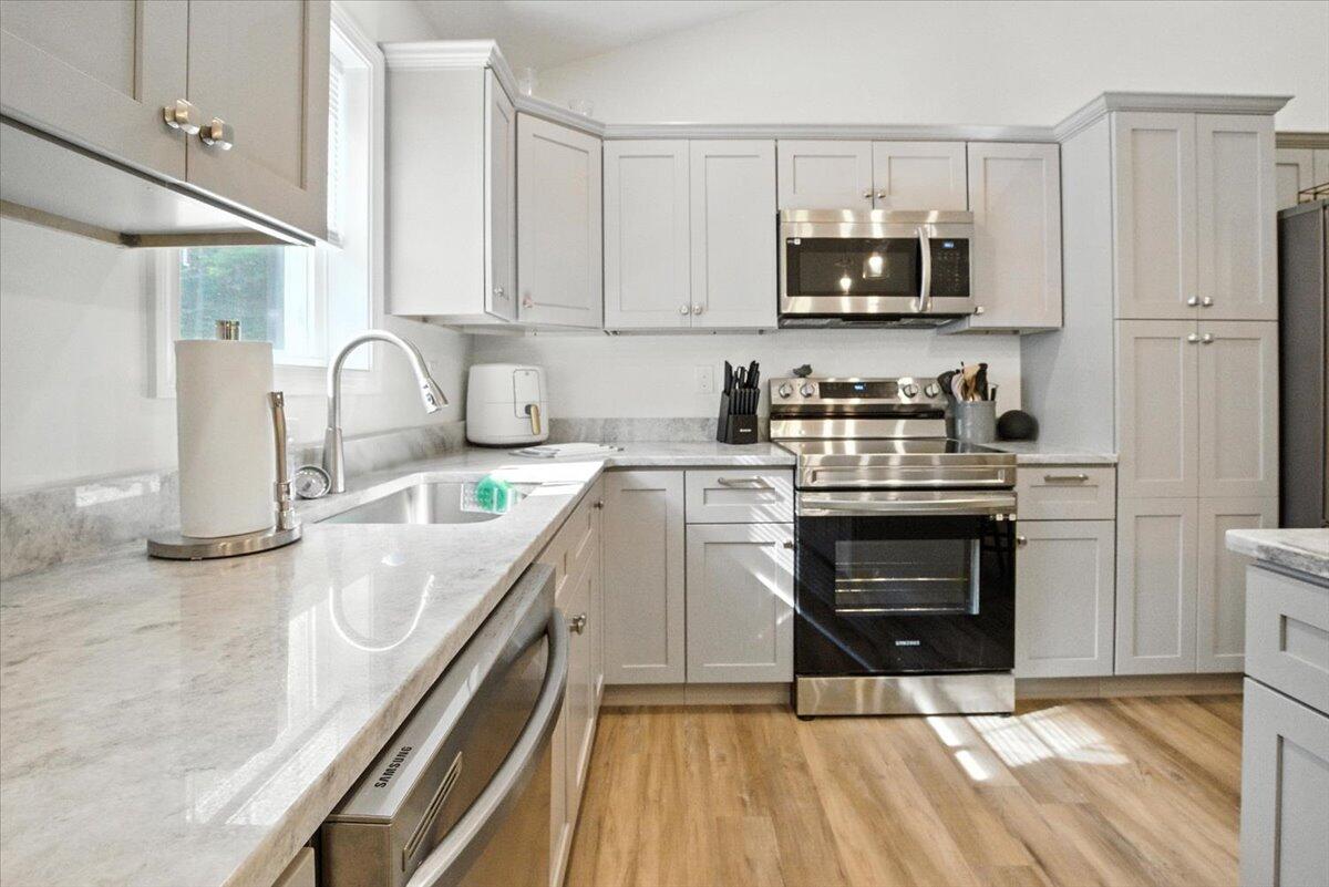 3 Ivy Circle Limerick ME 04048