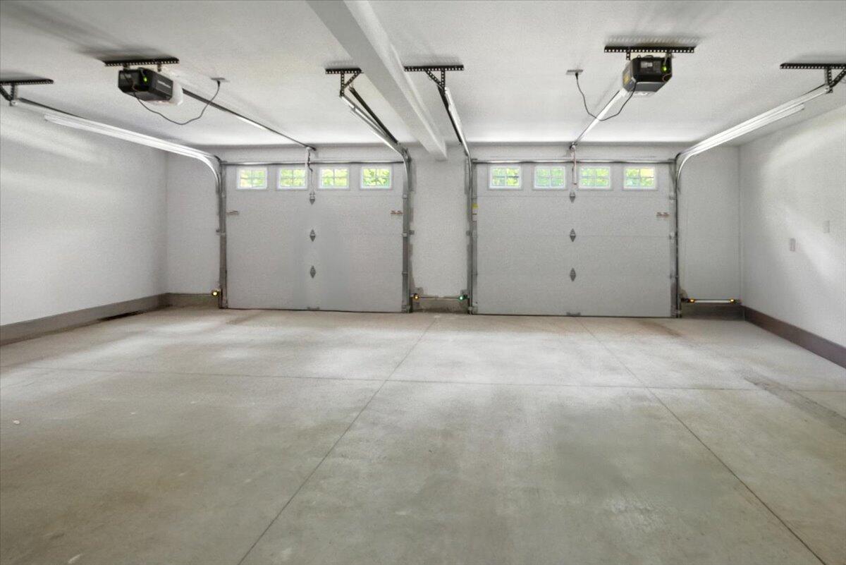 3 Ivy Circle Limerick ME 04048