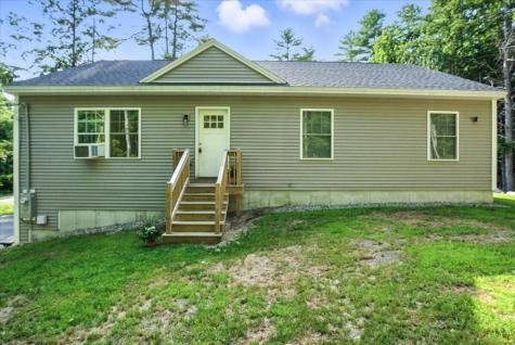 3 Ivy Circle Limerick ME 04048