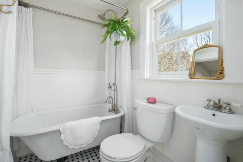 22 Lobster Cove Road York ME 03909