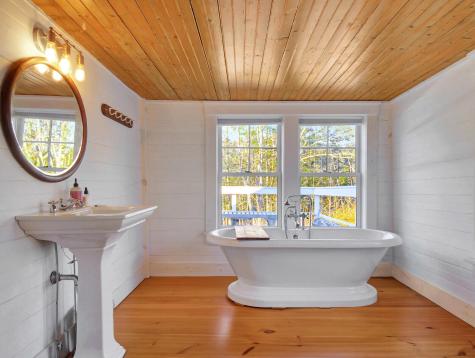 1577 State Route 129 Road South Bristol ME 04568