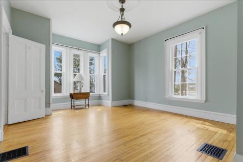18 Cushman Street Augusta ME 04330