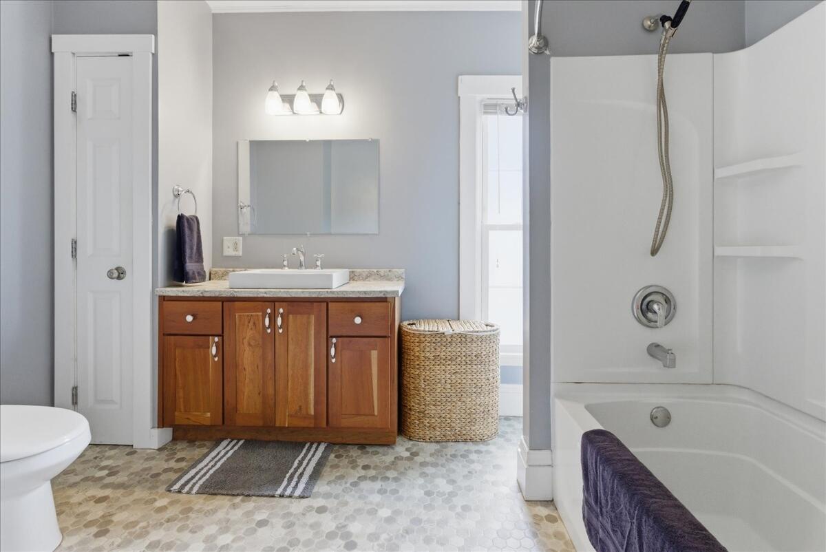 18 Cushman Street Augusta ME 04330