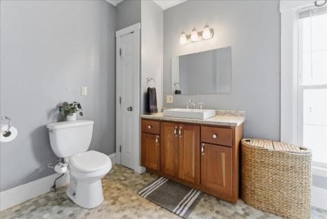 18 Cushman Street Augusta ME 04330
