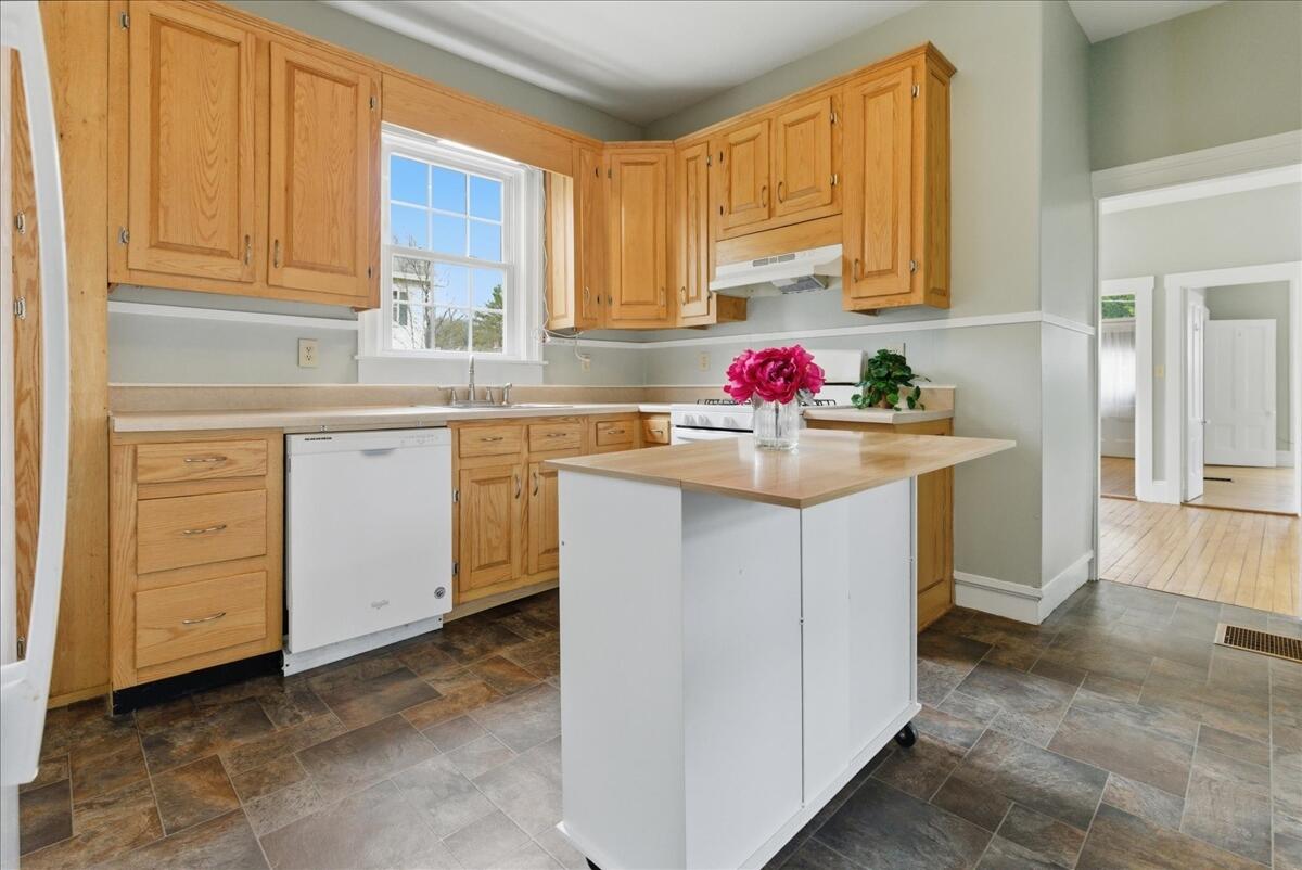 18 Cushman Street Augusta ME 04330