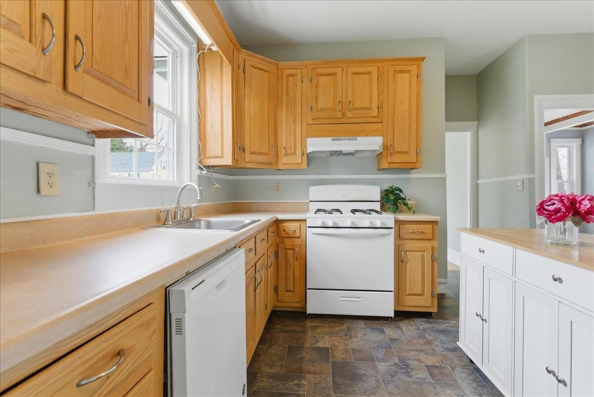 18 Cushman Street Augusta ME 04330