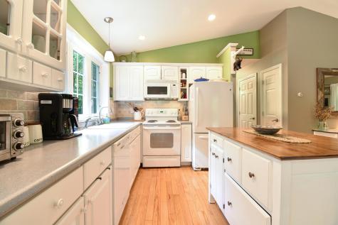 42 Cleve Tripp Road Poland ME 04274