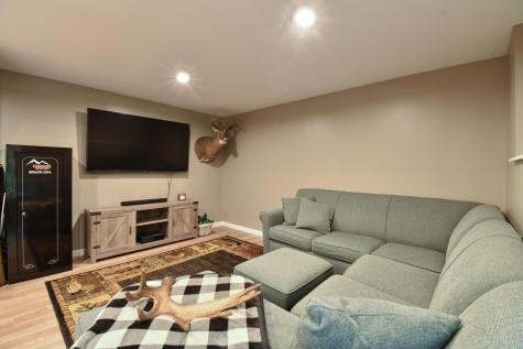 42 Cleve Tripp Road Poland ME 04274