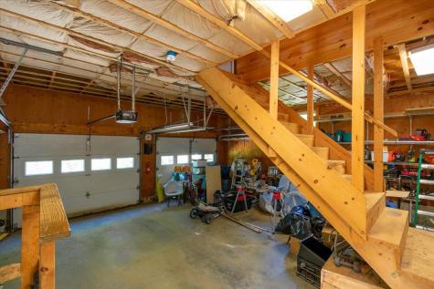 393 Searsmont Road Lincolnville ME 04849