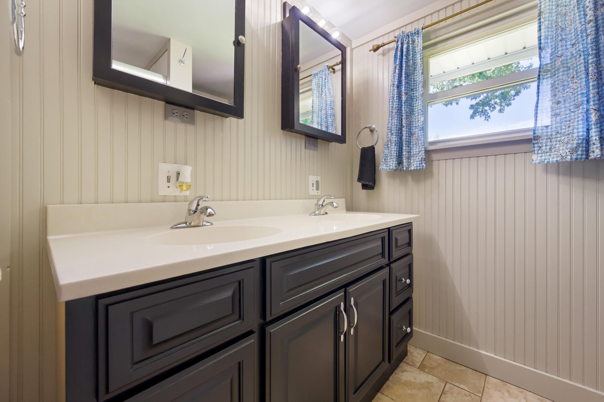 513 Main Street Corinth ME 04427