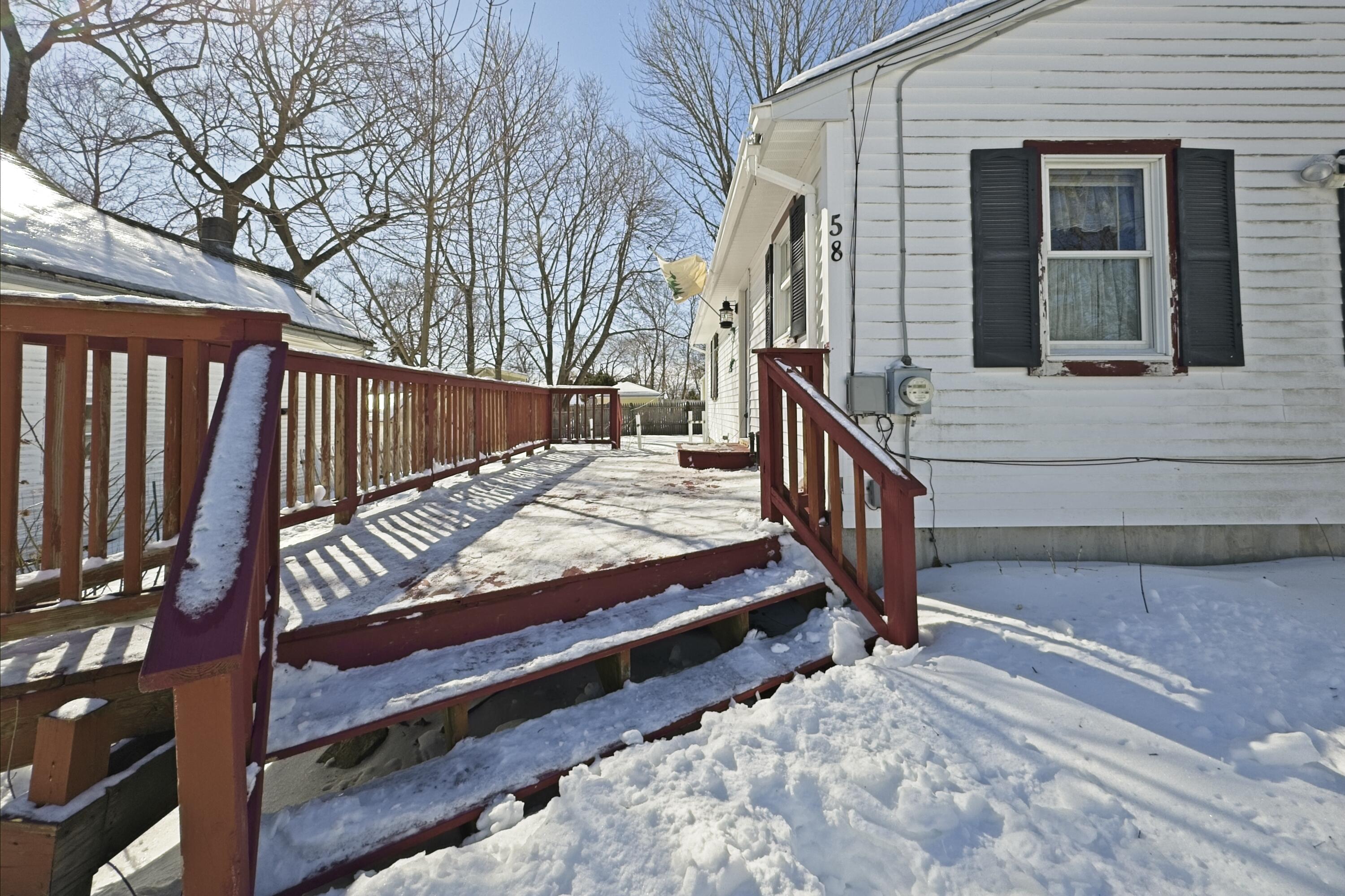 58 Warren Street Rockland ME 04841