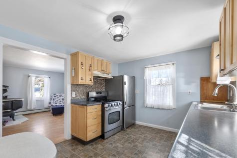 58 Warren Street Rockland ME 04841