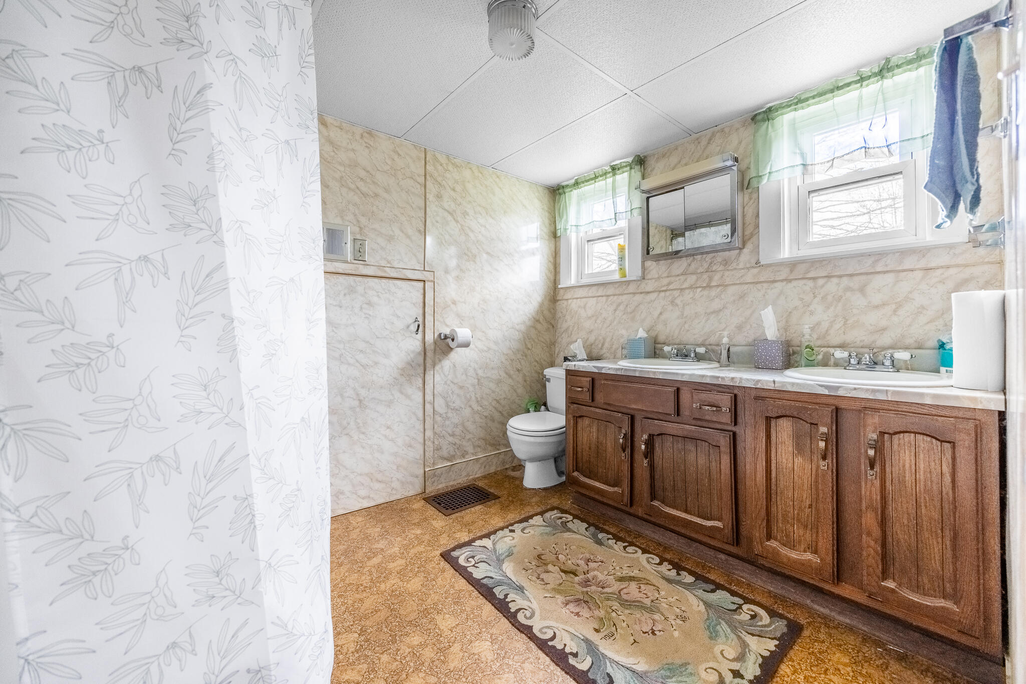 2546 Route 2 Hermon ME 04401
