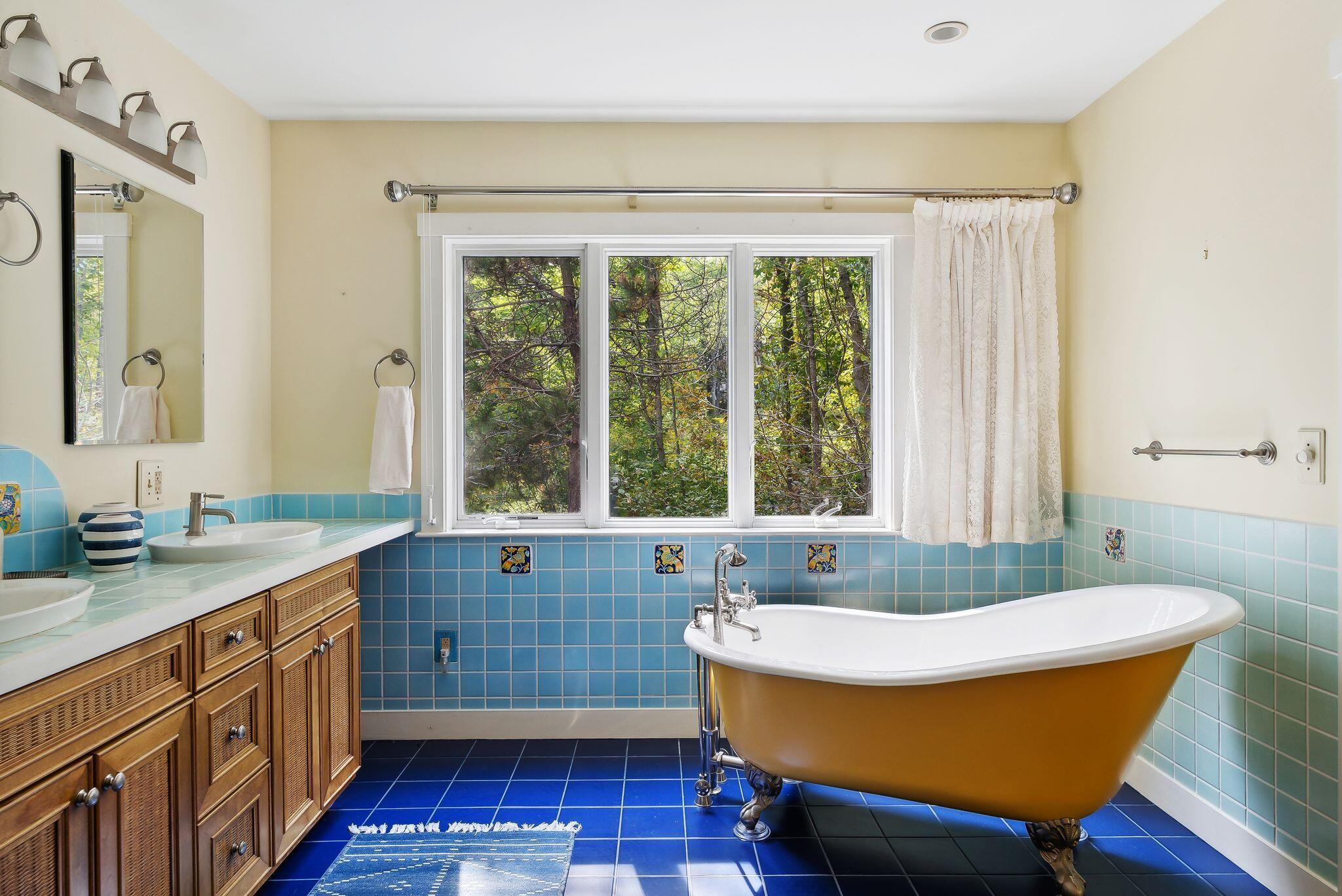 38 Collins Cove Lane Cushing ME 04563