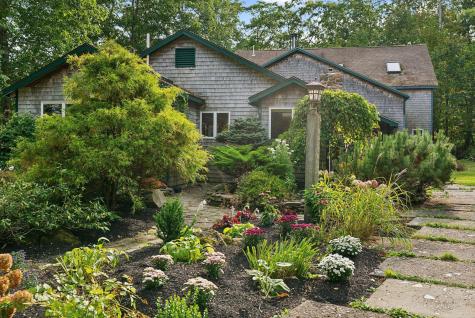 38 Collins Cove Lane Cushing ME 04563