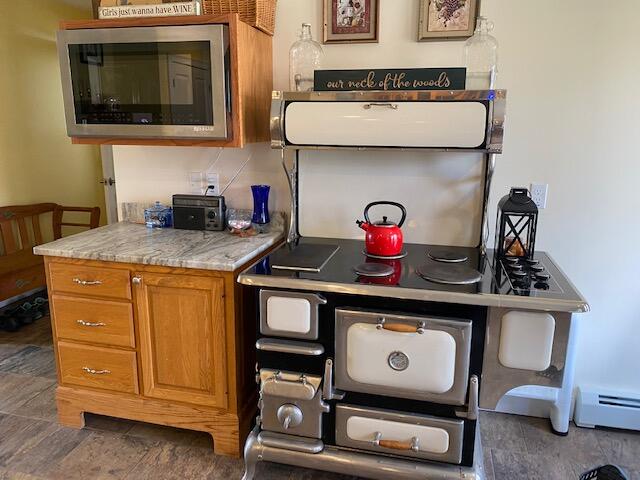 46 Powhatan Road Otisfield ME 04270