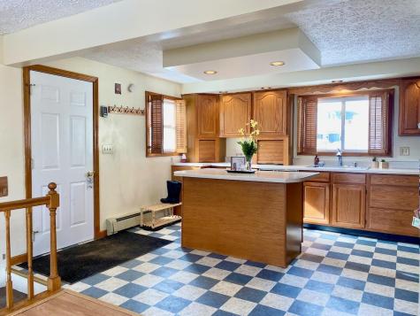 31 Androscoggin Avenue Lewiston ME 04240
