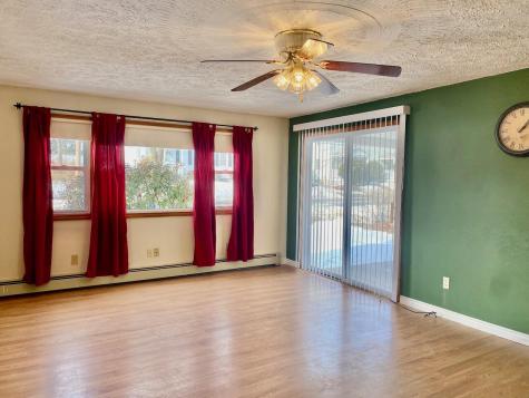 31 Androscoggin Avenue Lewiston ME 04240