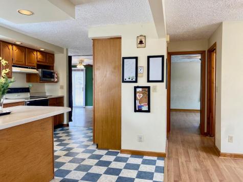 31 Androscoggin Avenue Lewiston ME 04240
