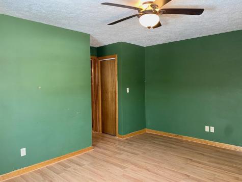 31 Androscoggin Avenue Lewiston ME 04240