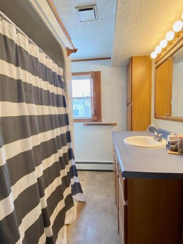 31 Androscoggin Avenue Lewiston ME 04240