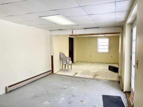 31 Androscoggin Avenue Lewiston ME 04240