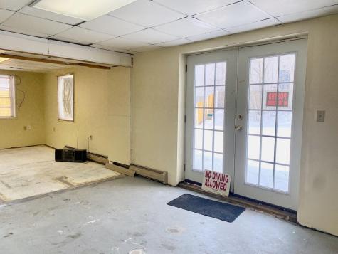 31 Androscoggin Avenue Lewiston ME 04240
