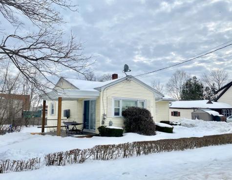 31 Androscoggin Avenue Lewiston ME 04240