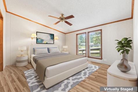 16 Larry Lane Brunswick ME 04011