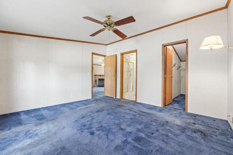 16 Larry Lane Brunswick ME 04011