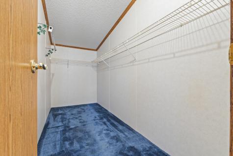 16 Larry Lane Brunswick ME 04011