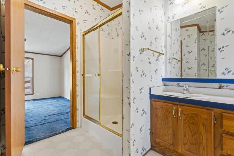 16 Larry Lane Brunswick ME 04011