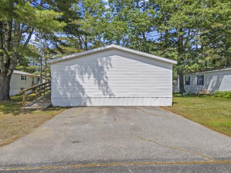 16 Larry Lane Brunswick ME 04011