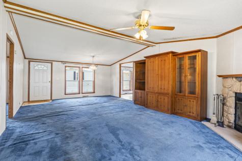 16 Larry Lane Brunswick ME 04011