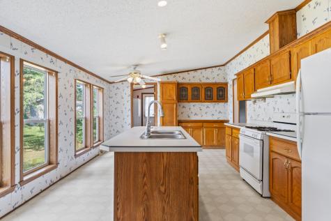 16 Larry Lane Brunswick ME 04011