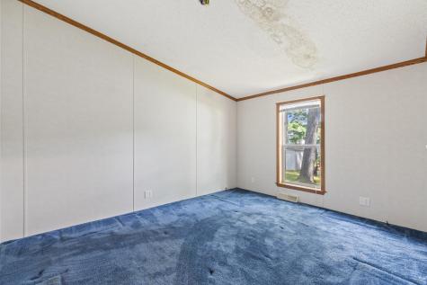 16 Larry Lane Brunswick ME 04011