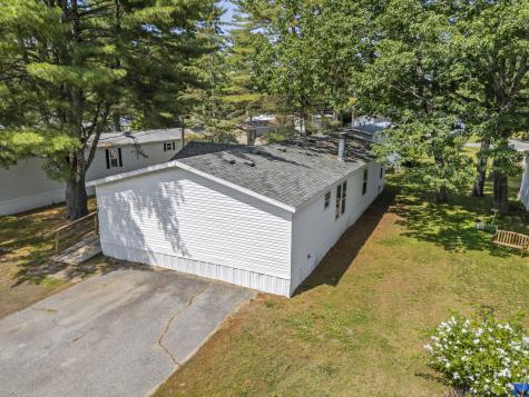 16 Larry Lane Brunswick ME 04011